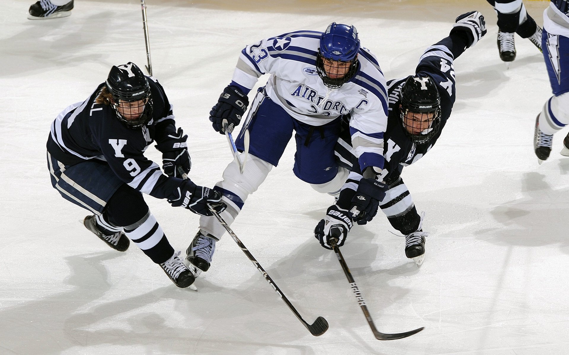 开云官方平台-【经典逆转】赛事回顾：顶级运动员如何用战术扭转局势？，体育史上十大逆转